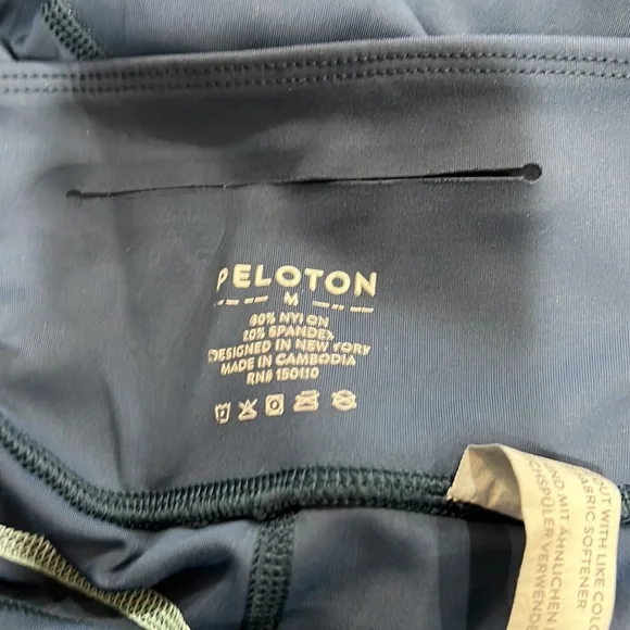 Peloton Move Seamed leggings, size medium - Picture 7 of 8